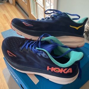 Men’s Hoka Clifton 9 Running Sneakers